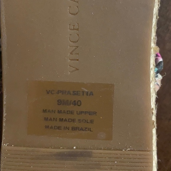 VINCE CAMUTO PRASETTA ANKLE-WRAP WEDGE SANDAL. - Picture 12 of 13